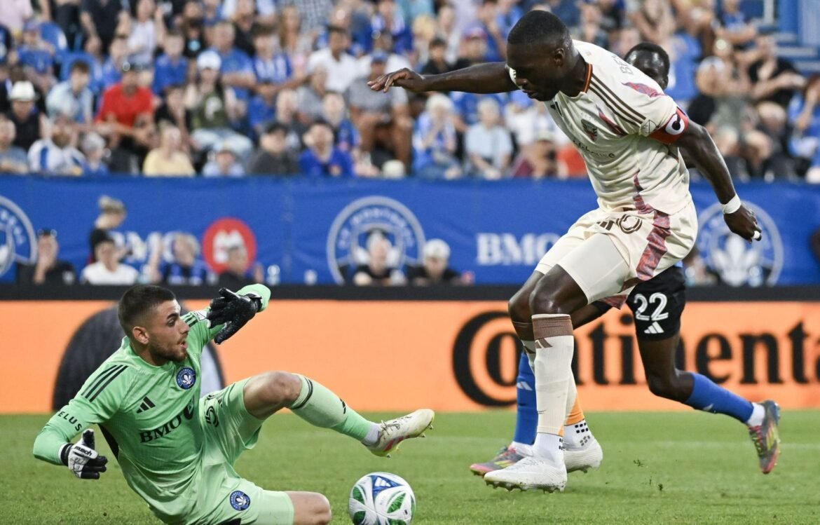 ⚽ Le CF Montréal s’incline 2-0 face à St. Louis malgré plusieurs occasions. Piette atteint un record historique en MLS.