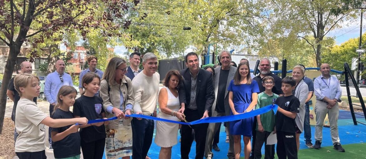 🎉 Montréal-Est a inauguré son premier parc-école à l’école Saint-Octave! Un espace coloré, sécuritaire et ouvert aussi au public. ➡️ Tous les détails dans le premier commentaire ! #MontréalEst #Éducation #Communauté